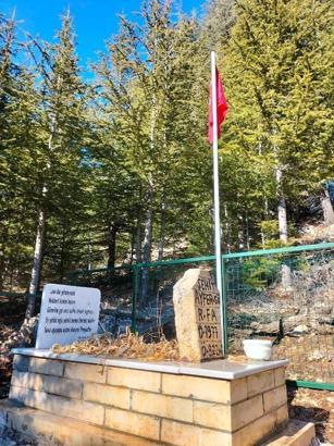 Ermenek Off-Road ekibi, Pilot Ayfer Gök'ün, şehit olduğu yerdeki mezarını ziyaret etti