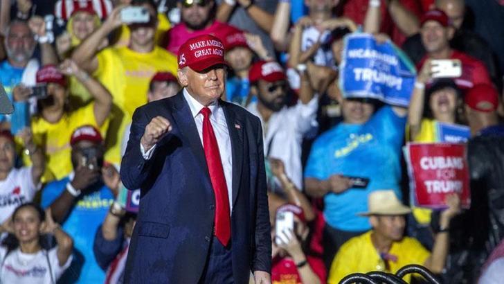 Trump, 2024 seçim kampanyasına çok iddialı başladı