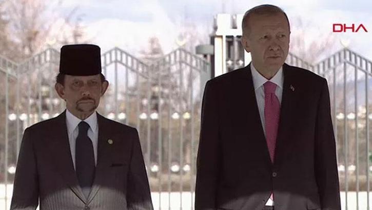 Brunei Sultanı Ankara'da! Erdoğan resmi törenle karşıladı