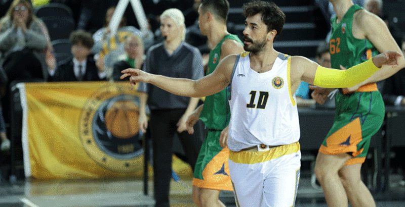 Kraliçe’nin Ateş’i Gökhan Alkan’dan basketbol şov