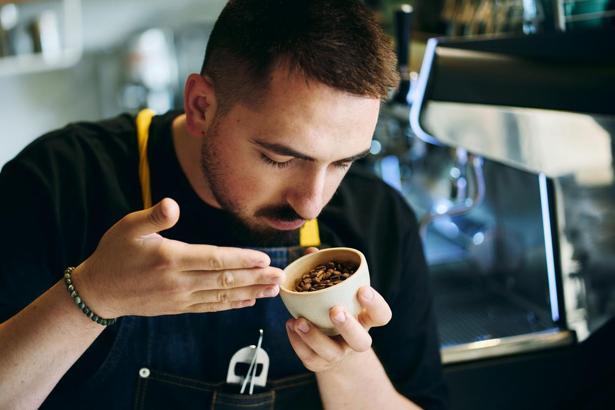 Koku alamıyorum ne yapmalıyım? Tat ve koku kaybı nasıl tedavi edilir?