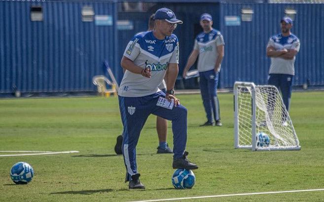 Alex de Souza'nın ilk teknik direktörlük macerası kısa sürdü