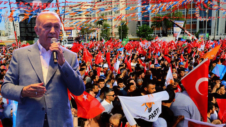 Cumhurbaşkanı Erdoğan'dan depremzede öğrencilere ek kontenjan müjdesi