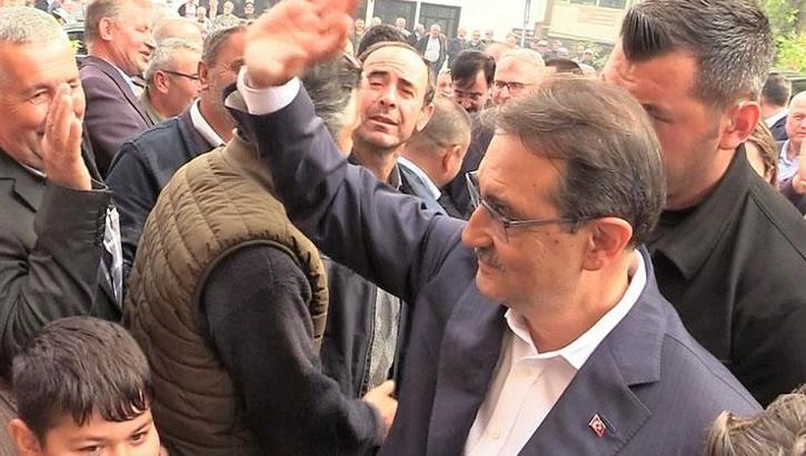 Bakan Dönmez, baba ocağı Gölpazarı’nda partililerle bir araya geldi