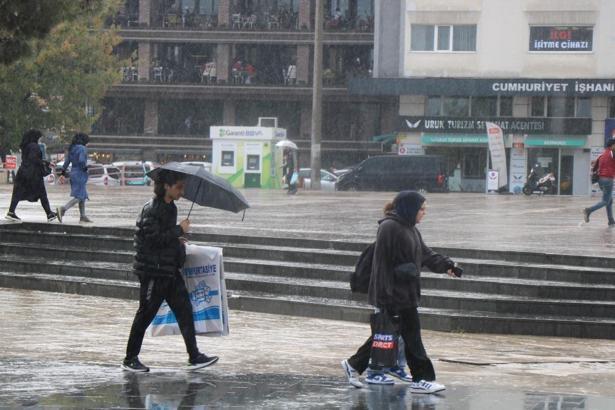 İstanbul dahil 8 ile sarı kodlu uyarı! Meteoroloji saat verdi