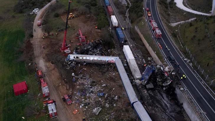 Yunanistan’daki tren faciası ile ilgili Başbakan Miçotakis hakkında dava açıldı