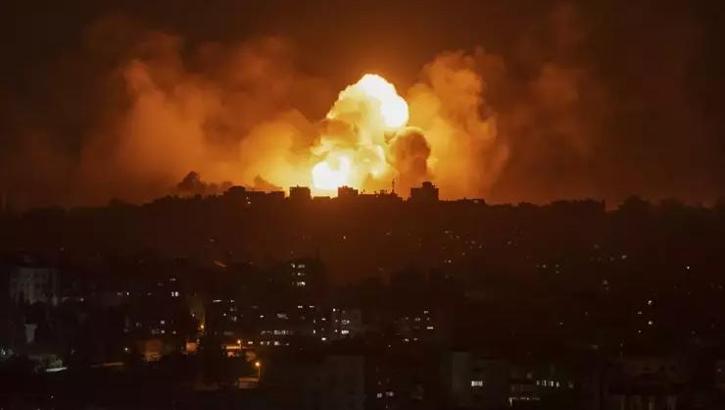Hamas İsrail'e sızdı, Şabat baskını! Gazze gece boyunca bombalandı