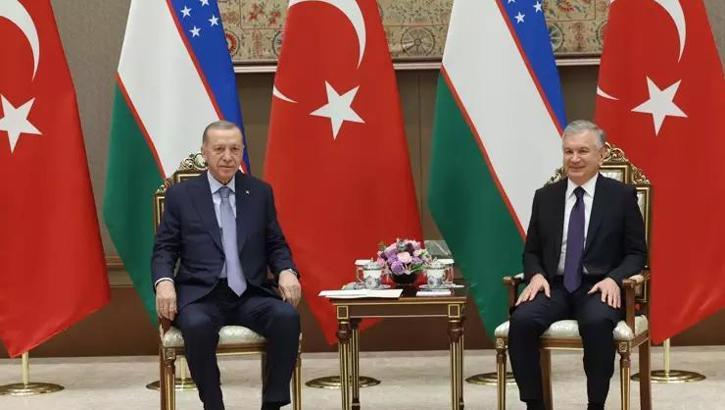 Cumhurbaşkanı Erdoğan, Mirziyoyev ile bir araya geldi