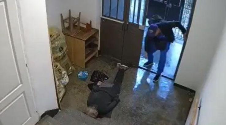 İş bulma kavgası vahşetle bitti! Teyzesini benzin döküp yaktığı anlar saniye saniye kaydedildi