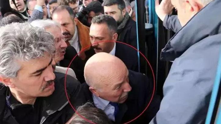 Yeniden adaylığı duyurulan Mehmet Sekmen, coşku ile karşılandı