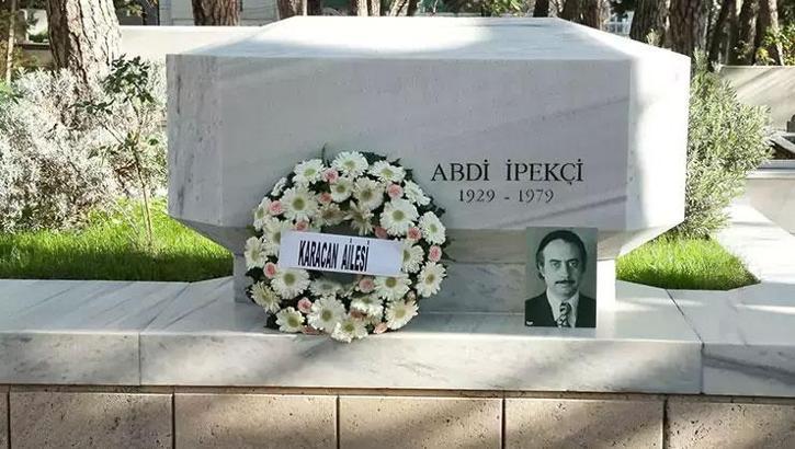 Abdi İpekçi ölümünün 45.yılında İstanbul'da mezarı başında anıldı