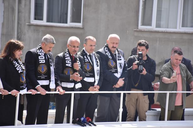 Bakan Uralıoğlu: Millete hizmet yolunda ‘tamam’ demek yok