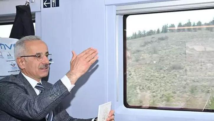 Bakan Uraloğlu: Ankara-Sivas hattında 1 yılda 1 milyon kişi seyahat etti