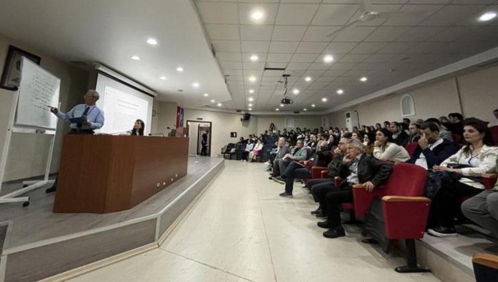 Geometri ile uzay zirvesi! Marmara Üniversitesi'nde uzay bilimi konferansı düzenlendi