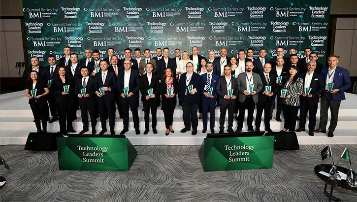 ‘Teknoloji Liderleri Zirvesi’nde yapay zeka konuşuldu