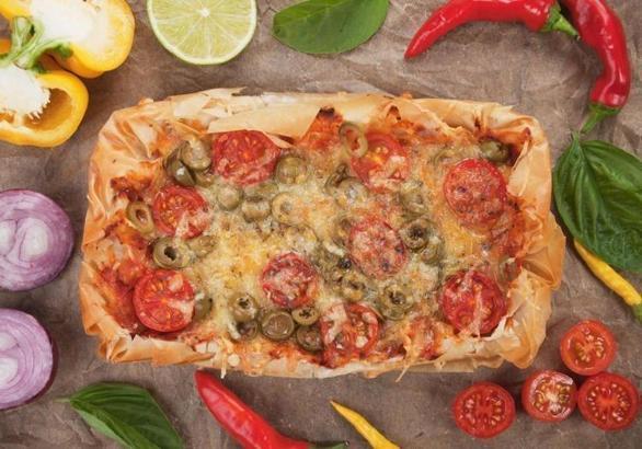 Gelinim Mutfakta pizza börek nasıl yapılır? Pizza börek tarifi, yapılışı, malzemeler