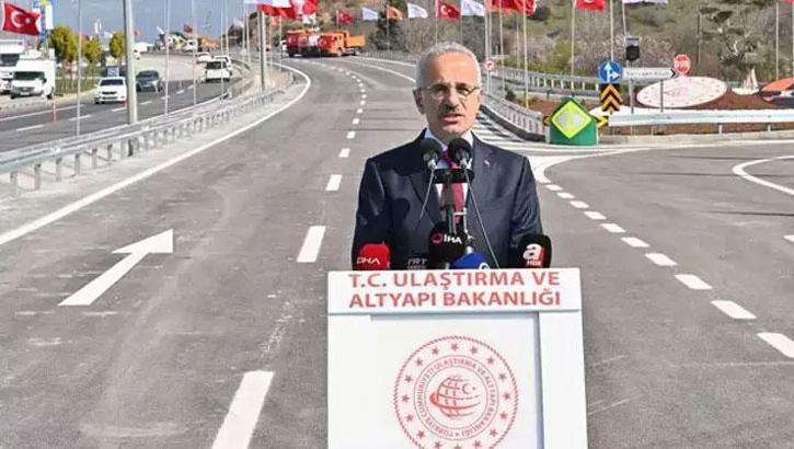 Bakan Uraloğlu açıkladı! Otoyollardan 21 milyon 67 bin 377 araç geçti