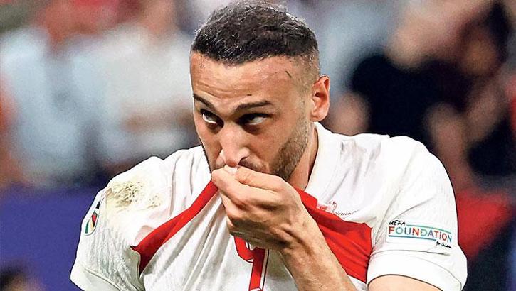 Cenk Tosun Fener'e