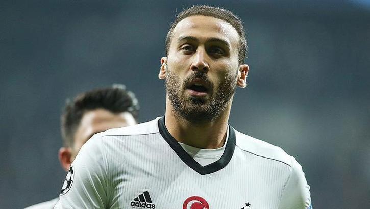 Cenk Tosun'dan Beşiktaş açıklaması... Fenerbahçe ile imzayı atmak üzere