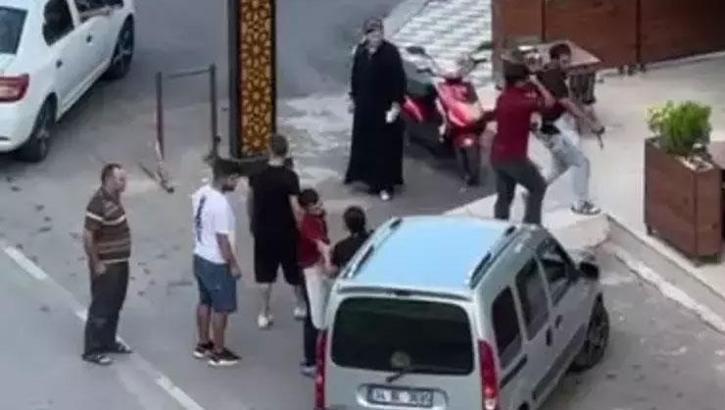 Eşine gelen mesajın hesabını sormaya gitti dayak yedi! Börekçideki skandal mühürleme getirdi