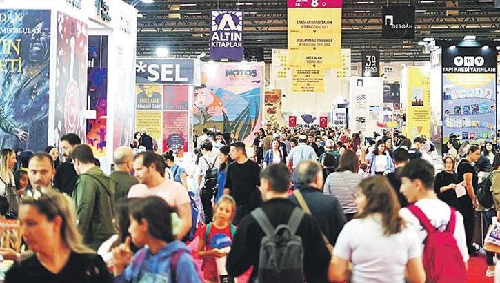 İstanbul Kitap Fuarı gün sayıyor