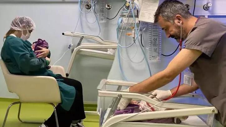 Yenidoğan operasyonunda sevk edilen üçüzlerden yeni haber geldi