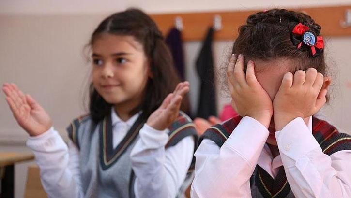 Okuldaki başarısızlığa dikkat! Sindirim sorunlarına ve strese neden oluyor