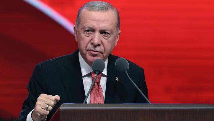 Cumhurbaşkanı Erdoğan'dan emekli aylığı ve asgari ücret zamlarıyla ilgili ilk açıklama! Enflasyonun üzerinde zam mesajı
