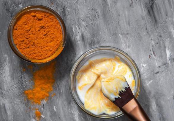 Cilt için doğal anti-aging maskeleri