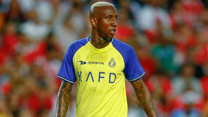 Talisca tamam sırada İspanyol stoper var