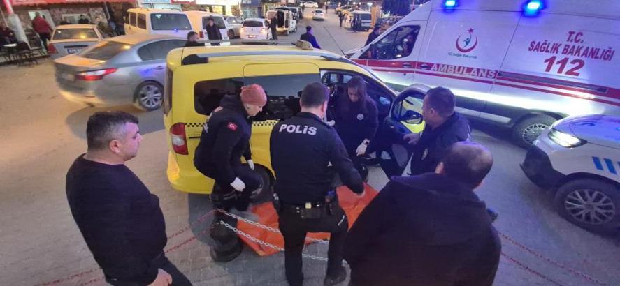 Böyle uyku görülmedi: Takside uyudu, polis ve sağlık ekiplerini seferber etti