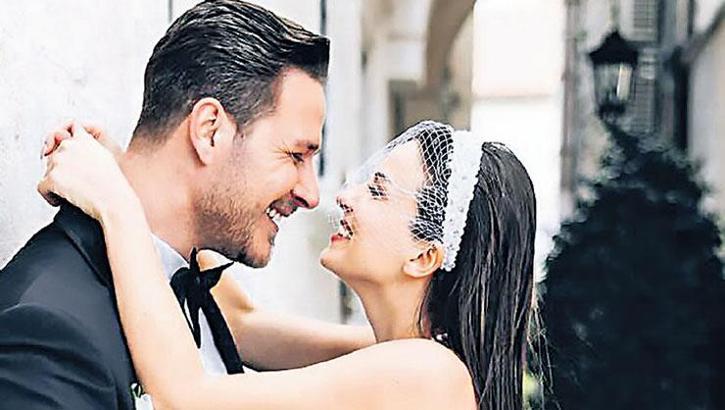 'Gittik evlendik geldik'