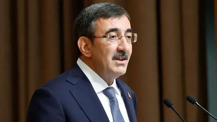 Cumhurbaşkanı Yardımcısı Cevdet Yılmaz'dan şehit güvenlik korucusu Ayaz için başsağlığı