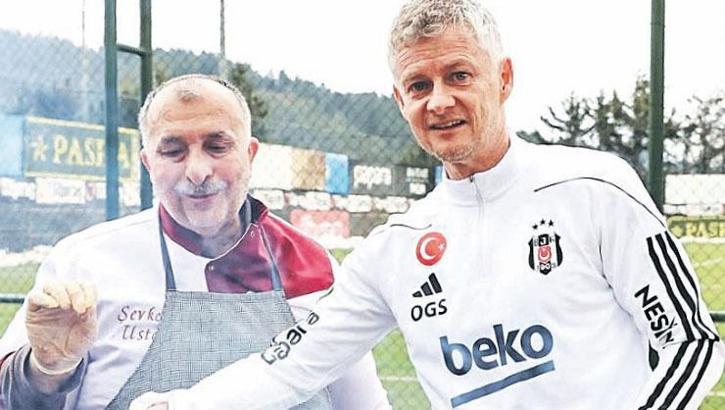 'Çek bir Adana'