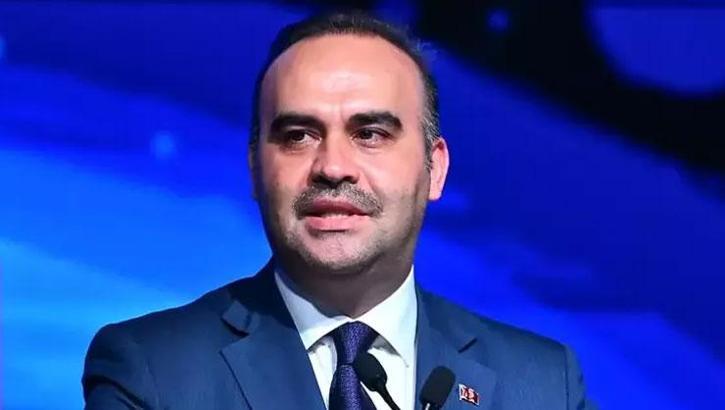 Bakan Kacır: En kritik projelerde Türk kadınının imzası var