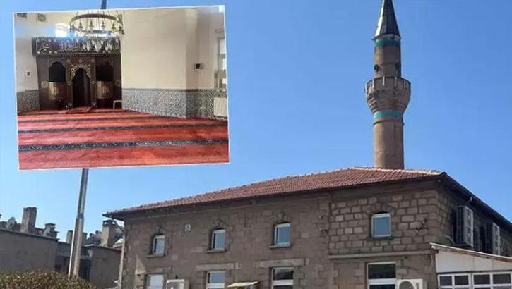 Cami kıblesinin yanlış olduğu 74 yıl sonra anlaşıldı!