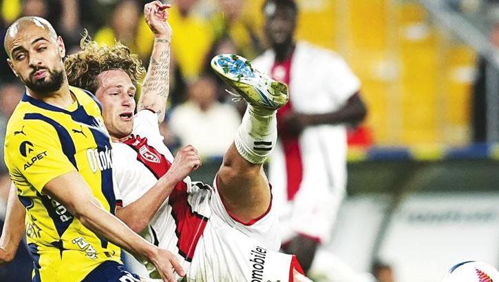 Fener ağır yaralı