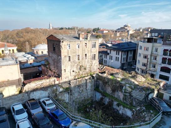 İstanbul’da 4 dönemde inşa edildi! Bin 600 yıllık bina görenleri şaşırtıyor