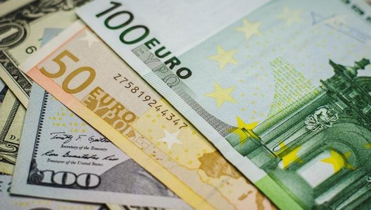 Dolar ve euroda yeni zirve! Altından rekor üstüne rekor