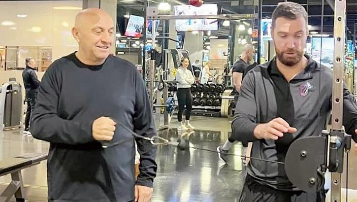 Önce Boğaz'da yürüyüş sonra spor salonu!