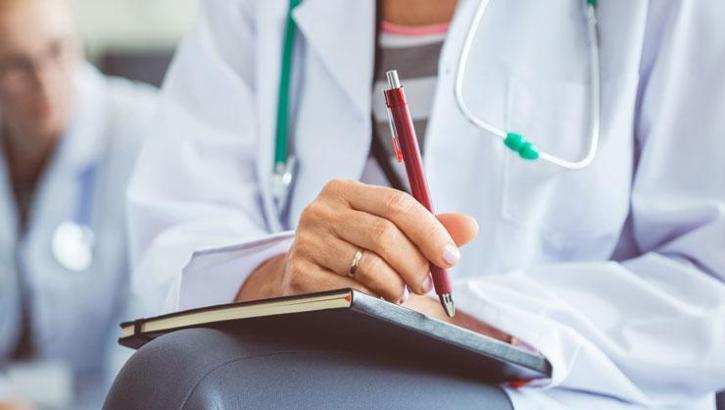 428 bin dolar maaşla doktor aranıyor