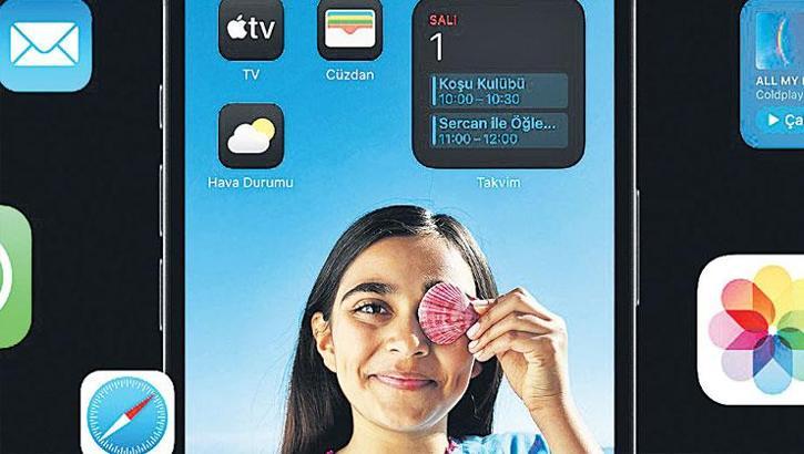 Telefonda tahtın lideri Apple
