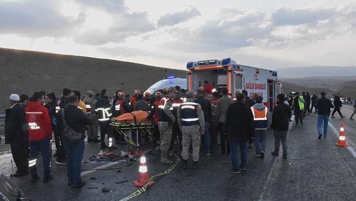 Van'daki korkunç kazada acı tesadüf! Hayatını kaybedenlerin sayısı 7'ye yükseldi