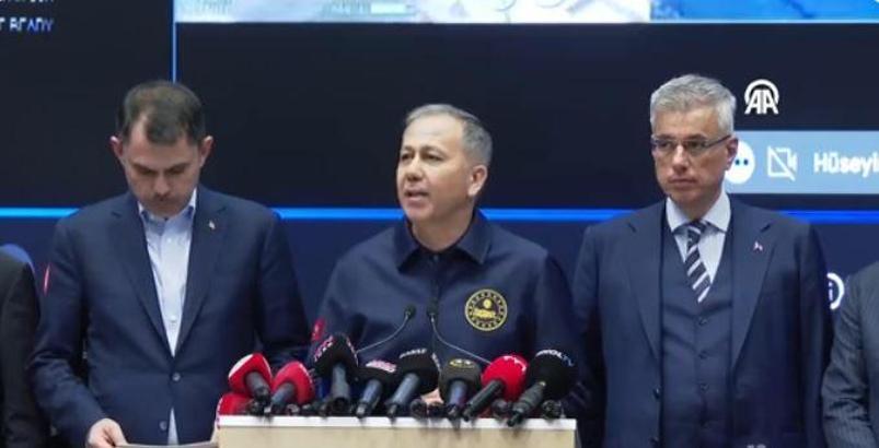 İstanbul'da deprem kabusu! 4 bakan son durumu açıkladı, vatandaşlara uyarılar geldi