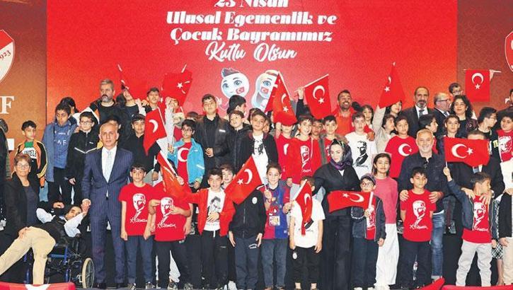 23 Nisan coşkusu