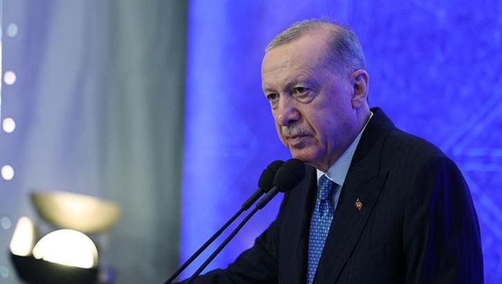 Cumhurbaşkanı Erdoğan: Deprem siyasete alet edilmemeli
