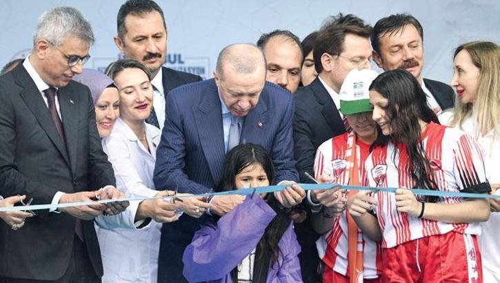 Milyonlarca kişi sağlık hizmeti için Türkiye'ye geliyor