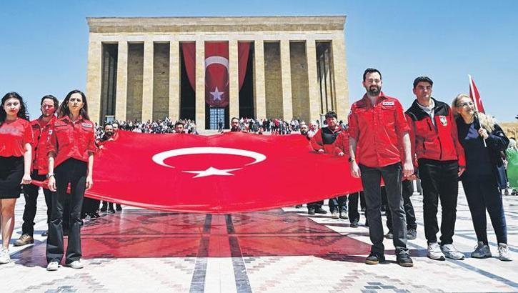 Bayram coşkusu her yanı sardı