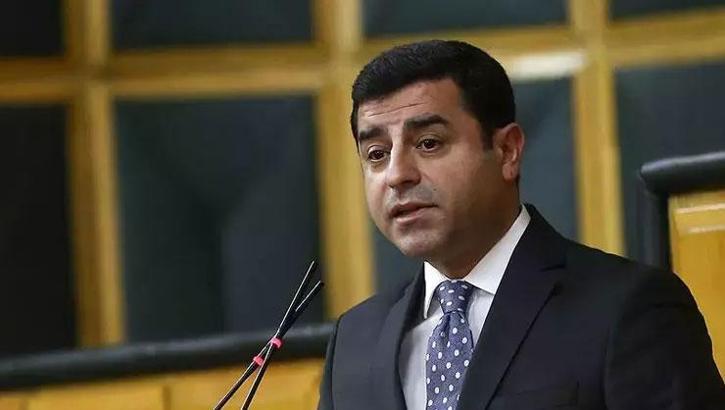 Demirtaş’ın ‘Cumhurbaşkanına hakaret’ duruşması ertelendi