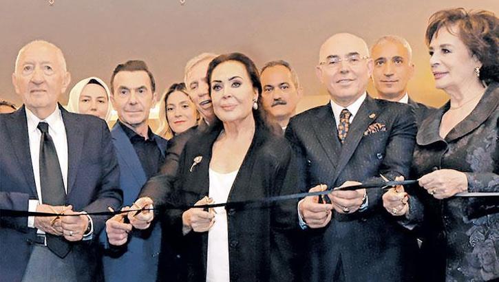TED Üniversitesi’nde açılan sanat koleksiyonu salonuna Filiz Akın'ın adı verildi